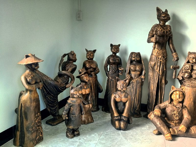 The “Bastet” collection